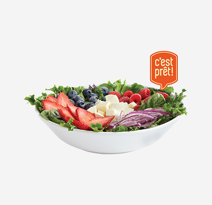SALADE REPAS AUX PETITS FRUITS ET FROMAGE